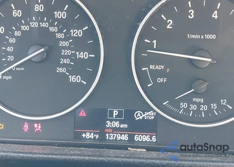 2013 BMW 320I xDrive z USA, uszkodzony, nr VIN WBA3C3C54DF982032